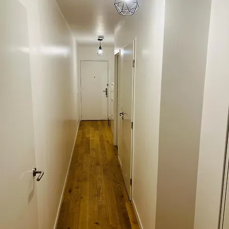 Home2 *